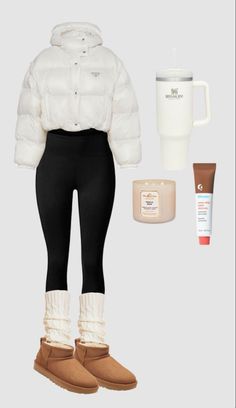 #outfits #autumnoutfit #outfitideas Cold Weather School Outfits, School Outfits Winter Cold, Cold Girl Outfit, Really Cold Winter Outfits, Isabelle Aesthetic, Yummy Pastries, Ugg Outfit Ideas, Mexico Fits, Winter Board