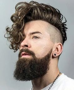 70 Stylish Undercut Hairstyle Variations to copy in 2023: A Complete Guide | Haircut Inspiration New Men Hairstyles, Undercut Curly Hair, Mens Hairstyles Curly, Trendy We Fryzurach, Curly Undercut, Low Fade Haircut, Haircuts For Curly Hair, Mens Haircuts Fade, Corte De Cabelo Masculino