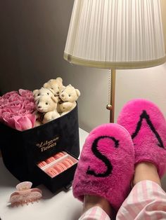 Victoria's Secret Angel, Victoria's Secret Pink, Victoria’s Secret, Slippers