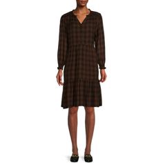 Casual dressing is brought up a notch with our BLU WHITE BLU WOMENS ELIZA PLAID LONG full buttondown knit DRESS. Weather solid or plaid, its a winner with novelty and wearbility. Add a tank underneath for flair or button all the way up. Wear with high boots or cool flats! Size: L.  Color: Brown.  Gender: female.  Age Group: adult. Wearing Ankle Boots, Weekend Looks, Women Gathering, Slim Fit Dress Shirts, Dress Shirt Sleeves, Poplin Dress, Ruffle Hem Dress, Slim Fit Dresses, Down Dress