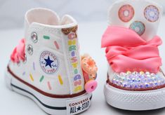 How adorable are these Donut inspired converse! The perfect shoe to complete the look! Please leave your name needed in the notebox during checkout Tutu set and Socks are not included,this listing is for the shoes ONLY. Please Visit the tutu section or search bar for the matching outfit! If you are unsure of sizing please scroll to the last photos for our size charts, or visit our size charts here--> https://pinktoesnhairbows.com/pages/size-chart All sales are FINAL, Ship dates can be found directly on the listing, please view our policies in detail here---> https://pinktoesnhairbows.com/pages/policies-terms-conditions Donut Shoes, Overalls Boys, Tutu Dress Costumes, Bling Converse, Converse Star, Girls Overalls, All Stars Converse, Matching Outfit, Birthday Tutu