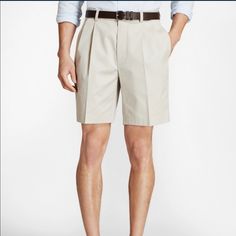 New With Tags, Men’s Single Pleat, Wrinkle-Free, Lightweight Advantage Chino Elliot Shorts. Color Is Stone, Waist 32. 100% Cotton. Short Pleated Cotton Bottoms, Cotton Pleated Short Bottoms, Business Casual Short Pants For Summer, Pleated Cotton Shorts, Brooks Brother, Pink Chinos, Brooks Brothers Men, Seersucker Shorts, Preppy Casual