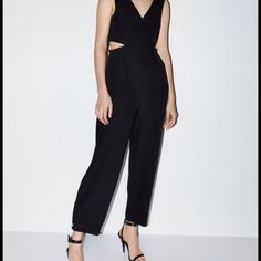 Brand New With Tags! Super Cute. Casual Sleeveless Pantsuit For Party, Elegant Sleeveless Pantsuit For Going Out, Elegant Black Strapless Jumpsuit With V-neck, Elegant Black Strapless V-neck Jumpsuit, Elegant Black V-neck Strapless Jumpsuit, Black Casual Strapless Jumpsuit For Work, Chic High Waist Strapless Jumpsuit For Work, Chic Strapless High-waist Jumpsuit For Work, Chic Strapless High Waist Jumpsuit For Work