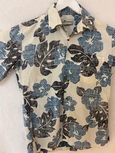 vintage two paddles Hawaiian Aloha shirt small 100% cotton with Hawaiian shirtaloha shirtquality aloha shirtquality hawaii shirtgreat hawaiiangreat aloha fashionall occationaloha producthawaii productbest quality pricevintage aloha shirtvintage hawaiianquality hawaiian