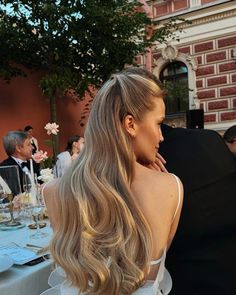 Blonde Bridal Hair, Bridesmaid Hair Inspo, Half Up Half Down Wedding Hair, Blonde Wedding Hair, Half Up Wedding Hair, Half Up Half Down Wedding, Wedding Hairstyles Half Up Half Down