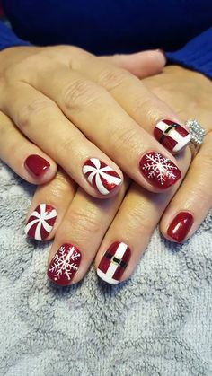 75+ Stunning Winter Nail Art Designs for the Christmas Holidays - HubPages Nail Options, Plaid Nail Art, Gift Instagram, Artistic Nails, Wedding Nail Art Design, Winter Designs, Bridal Nail Art