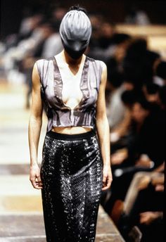 Margiela 90s, Vintage Runway, Anti Fashion, 20s Fashion, Original Fashion, Avant Garde Fashion, Mad Men, Fashion Company