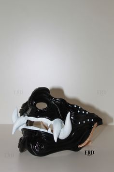 The best option for your festival outfit. Visit our ETSY store for the mask that will complete your costume. Japanese Mask, Oni Mask, Scary Mask