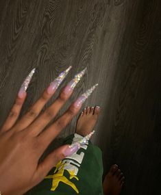 Stellos Nails Long, Long Clear Acrylic Nails, Long Stiletto Acrylic Nails, Stiletto Birthday Nails, Birthday Nails Stiletto, Long Acrylic Nails Stiletto, Stilleto Nails Long, Long Baddie Nails, Nails Art Easy