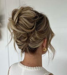 Tousled French Twist Prom Updo French Twist With Braid, Bridal Hair French Twist, Curled Up Do, Messy Up Do, Hair Down For Prom, Messy French Twist Updo, Modern French Twist Updo