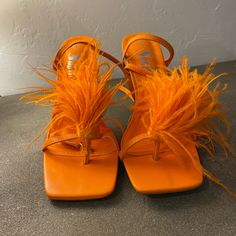 Nwot Size 8.5 Feather Pom Heels Ooh Lala! Hair Fairy, Spring Wedges, Sandals 2022, Feather Sandals, Feather Heels, Shower Sandals, Large Size Womens Shoes, Trending Womens Shoes, Plush Slippers