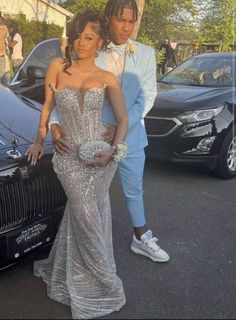 Prom Looks Black Women, After Prom Outfit Ideas, Black Prom Couples Outfit, Prom Black Women, Prom Inspo Pictures, Prom Dress Couple, Baddie Prom Dresses, Prom Black People, After Prom Outfit