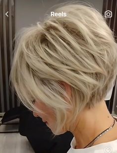 Big Short Hair, Short Blonde Bobs, Stylish Short Hair, Messy Short Hair, Short Hair Styles Easy, Short Bob Haircuts, Short Hair Haircuts, Short Bob Hairstyles, Hairstyles Haircuts