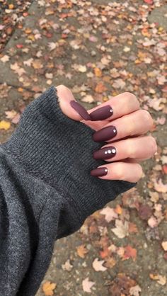 Burgundy maroon coffin nails Maroon Nail, Wow Nails, Burgundy Nails, Nail Art Wedding, Disney Nails, Beautiful Nail Designs, Brown Nails