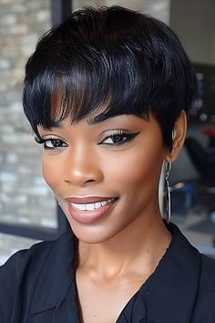 Long Pixie for African-Americans with Straight Hair Black Women With Short Hair, Short Natural Hairstyles, Women With Short Hair, Natural Hairstyles For Black Women, Haircuts For Black Women, Natural African American Hairstyles