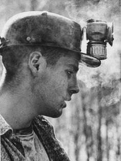 War on Poverty: Portraits From an Appalachian Battleground, 1964 Man In The Maze, Bd Ideas, Appalachian History, Appalachian People, Coal Miners, The Great, Historic Photos, Lucky Man, Appalachian Mountains