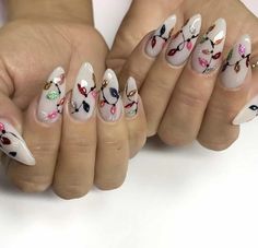 30+ Swoon-Worthy Christmas Nails You Just Cannot Miss! Christmas Nail Designs Acrylic, Nail 2022, Black French Nails, Nail Short