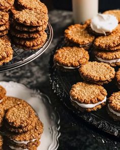 there are many cookies and cream on the table