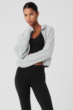 Luxe. Buttery. Lightweight. The Cashmere Plush Waffle Full Zip Hoodie delivers premium softness in lightweight cashmere yarn in a cropped, full zip hoodie silhouette — warming but breathable. Add the Cashmere High-Waist Plush Waffle Short for a complete vibe. Luxe, lightweight cashmere yarn cover Warm but breathable for all-season wear Designed & uniquely fit to flatter every size Wear-tested by our in-house team for the perfect fit Outfits Hoodie, Womens Onesie, Workout Recovery, High School Outfits, Cold Outfits, Cashmere Yarn, Knit Texture, Yoga Workout, Alo Yoga