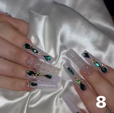 Emerald Green Nails With Rhinestones, Quince Nails Short, Maroon Nail Art Designs, Xv Nails, Dahlia Nails, Nails Art Easy, Nail Art 2022, Maroon Nail Art, Maroon Nail