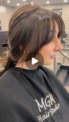 Balayage Layers, Styling Bangs Tutorial, Shorthair Bangs, Side Bang Haircuts, Long Bob With Bangs, Balayage Hair Caramel, Love Reels, Bangs Tutorial, Highlights Balayage