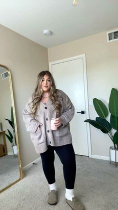 Casual Weekday Outfit, Plus Size September Outfits, Comfy Cute Work Outfits, Plus Comfy Outfits, Midsize Cardigan Outfit, Maurice’s Outfits, Diy Fall Clothes, Midsize Cozy Outfits, Midsize Fashion Winter Casual