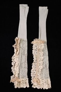 Regency Gloves, Ladies Gloves, 1880s Fashion, Brooklyn Museum, Vintage Gloves, Wedding Gloves, Period Outfit