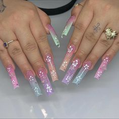 Glitter Rhinestone Nails, Press On Nails Square, Nails Glossy, Long Press On Nails, Diy Acrylic Nails, Cute Acrylic Nail Designs, Nails Square, Long Acrylic Nails Coffin, Pink Gradient