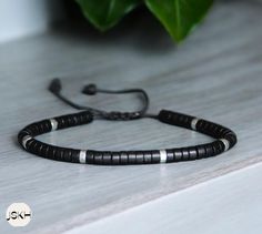 Black Stone Elegant Dainty Beaded Bracelet, Adjustable Minimalist 2x4mm unisex bracelet, Yoga Ethnic Style, Bohemian Bracelet, natural stone Bracelet Minimalist Heishi Beads Bracelets, Minimalist Hand-strung Beaded Bracelets For Meditation, Modern Adjustable Beaded Bracelets With Tiny Beads, Adjustable Beaded Bracelets With Tiny Beads For Meditation, Adjustable Minimalist Friendship Bracelets With Heishi Beads, Minimalist Handmade Beaded Bracelets For Meditation, Minimalist Hand Wrapped Friendship Bracelets With Round Beads, Stil Boho, Yoga Bracelet