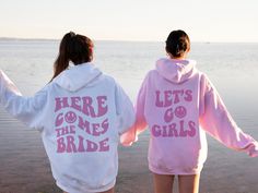 Here Comes the Bride, Let's Go Girls Hoodie, Smile Face Trendy, Retro Bridesmaid, Y2k Bachelorette Party Matching Shirt Aesthetic Preppy, #tshirts #tshirt #fashion #tshirtdesign Bachelorette Party Matching Shirts, Oversized Hoodie Mockup, Bachelorette Party Matching, Bride Hoodie, Hoodie Model, Hoodie Back, Trendy Bride, Hoodie Mockup, Aesthetic Hoodie