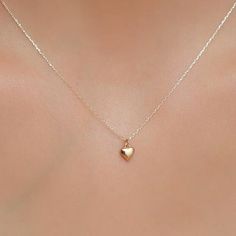 "✦ I designed this tiny heart necklace for lovers and I hope you feel happy while using it ✦  14K Solid Gold Dainty Heart Necklace / Minimalist Design Sacred Heart Necklace / Heart Pendant Necklace /  Gift For Her / Tiny Heart Charm ✧ Item Details ✧  * Made to Order * Gold KT: 14K Solid Gold * Gold Color: 14K Gold * Chain Lenght: 14\" , 16\", 18\", 20\", 22\", 24\" ✦ Orders will be wonderfull packaged for gift giving in a jewelry box ✦ ❤ Thank you for taking the time to look at my shop. I hope y Simple Elegant Necklace, Sacred Heart Necklace, Dainty Heart Necklace, Small Heart Necklace, Tiny Heart Necklace, Minimalist Necklace Gold, Fancy Jewelry Necklace, Gold Chain With Pendant, Heart Shaped Necklace