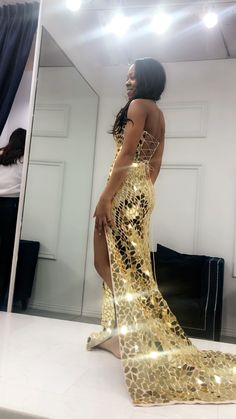 Goldprom Dresses, Gold Dress Outfit Party, Gold And White Prom Dress, Sheri Hill Prom Dress, Golden Prom Dress, Black And Gold Prom Dress, Sheri Hill, Prom 2k24, Prom 23