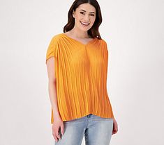 Pleats? Yes, please! Looking fresh and updated is a cinch with this pleasingly pleated top. Side note: The back is as much fun as the front! From Women with Control®. Pleated Top, Pleat Top, Yes Please, Top Blouse, Short Sleeves, Tops & Tees