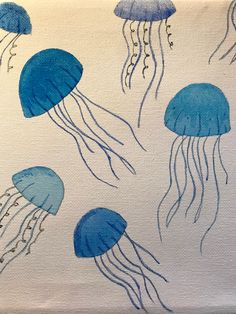 #painting #meduse #paintingartideas #blue #drawingideas #easypaintingideas #sea Costal Granddaughter Paintings, Beachy Painted Tote Bags, Beach Tote Bags Diy Paint, Sea Life Painting Easy, Tote Bag Painting Ideas Beach, Canvas Tote Bag Painting Ideas Easy, Painting Ideas Tote Bag, Tote Bag Inspo Painting, Tote Bag Painting Ideas Summer