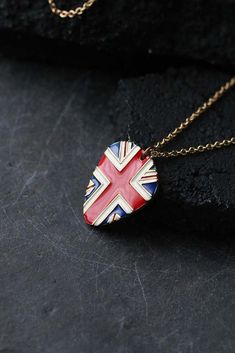 British Punk n Rock Necklace with Enamel color original design and made by Defy The jewelry is designed to have unique style and beautiful details. - The charm dimensions : approx. 2.4 x 2.8 cm. - The necklace chain length : please choose from our options. Shipping to World Wide - Please allow us to prepare the item and parcel between 3-5 working days and 5-7 working days for Silver plated and Gold plated with Enamel color. - All items will be sent by Thai Registered Airmail. The delivery usuall White Punk Festival Jewelry, White Punk Jewelry For Festival, Punk Style Necklace With Adjustable Chain For Gift, Punk Style Pendant Necklace For Gift, Punk Pendant Necklace For Gift, Adjustable Punk Style Necklace For Gift, Retro Enamel Necklaces For Gift, Punk Style Nickel-free Necklace For Gifting, Vintage Nickel-free Enamel Necklaces