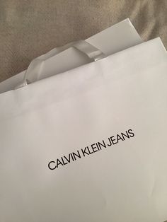 Calvin Klein Gifts, Chic Things, Money Images, Calvin Klein Jeans, Cool Designs, Money