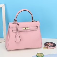 Trendy Top, Cross Border, Backpack Sport, Handle Bag, Trendy Tops, Pink Bag, Daily Outfits, Leather Fashion, Shoulder Bag Women