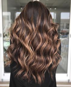 Gray Highlights Brown Hair, Purple Highlights Brown Hair, Highlights Brown Hair Short, Highlights Brown Hair Balayage, Brown Bob Hair, Highlights For Dark Brown Hair, Brown And Blonde, Highlights Ideas