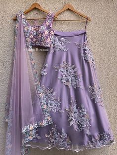 Amethyst Purple Lehenga Set Shrena Hirawat - Fabilicious Fashion Choli Designs Blouses, Handmade Dupatta, Satin Lehenga, Purple Lehenga, Hand Embroidered Blouse, Lehenga Pattern, Simple Lehenga, Lehenga Designs Simple, Choli Designs