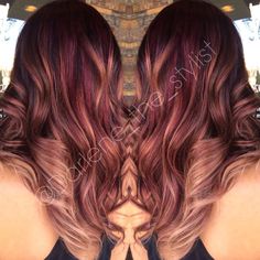 Burgundy Blonde Balayage, Subtle Hair Color Fun, Balayage Hair Brunette Short, Subtle Blonde, Ombré Balayage, Deep Red Hair, Blonde Ombré, Warm Balayage, Red Hair With Highlights