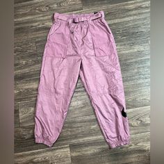 Nike Women's Woven Swoosh Pink / Purple Cargo Pants With Belt New With Tags Light Weight Y2k Trendy Parachute Pants Wind Breaker Type Material Very 90s Purple High Waist Pants For Streetwear, High Waist Purple Pants For Streetwear, Casual Lavender High Waist Pants, Pink Cotton Utility Parachute Pants, Lavender Cotton Bottoms With Pockets, Sporty Pink Cotton Parachute Pants, Purple High Waist Cargo Pants, Trendy Purple Cargo Pants With Pockets, Purple Cotton Cargo Pants