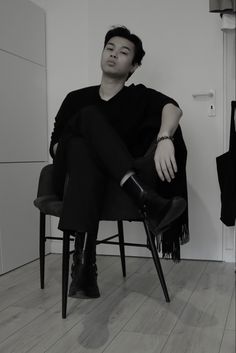 slp boots, chair, adian All Black Outfit, Black Outfit, All Black, All Blacks