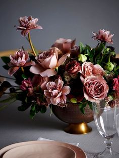 Floral composition with Rose Café Latte bred by De Ruiter Pink Purple Wedding, Mauve Wedding, Floral Composition, Spring Palette, Winter Wedding Flowers, Flower Company, Fall Arrangements, Vanilla Scent