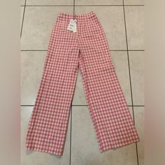 Brand New With Tags Zara Size Small Gingham Print Pants. Checkered Trousers, Gold Leggings, Polka Dot Jumpsuit, Zara Jumpsuit, Denim Wear, White Halter Maxi Dress, Print Pants, Gingham Print, Maxi Gowns