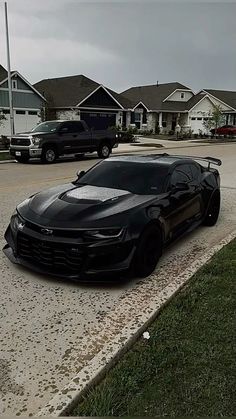 Black Out Camaro, Black Camaro Interior, Black Racing Car, Cars For Teenagers Black, Cool Car Designs, All Black Camaro, Blacked Out Camaro, Matte Black Camaro, Camaro Zl1 Black