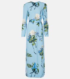 Floral crêpe gown in blue - Monique Lhuillier | Mytheresa Blue Spring Maxi Dress, Blue Elastane Maxi Dress For Spring, Hydrangea Dress, Monique Lhuillier Gowns, Crepe Gown, Royal Outfits, Monique Lhuillier, Blue Hydrangea, Style Maxi Dress