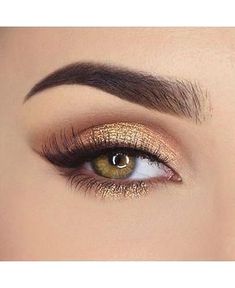 Eyeshadow Palette Too Faced, Make Up Gold, Peekaboo Highlights, Glitter Shadow, Gold Eye Makeup, Makeup Pengantin, Glitter Eye Makeup, Gold Eyeshadow, Wedding Eyeshadow