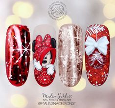 Disney Christmas Nails Design, Disney Christmas Nails, Christmas Nail Ideas, Cute Critters, Festive Nail Designs, Unghie Nail Art