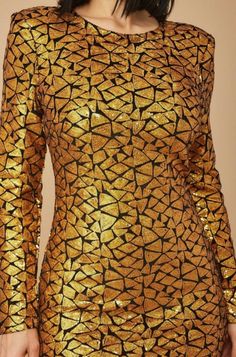 This gorgeous Dubai long sleeve sequin cocktail dress shines brilliantly and is ideal for any memorable event. It includes gold sequin, bateau neckline, long sleeves, and a rear zipper. Gold Glitter Dress Long Sleeve, Gold Glitter Dress, Long Sleeve Evening Dress, Gold Sequin Dress, Long Sleeve Evening Dresses, Sequin Cocktail Dress, Long Sleeve Sequin, Glitter Dress, Bateau Neckline