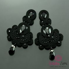 Handmade Black Earrings For Party, Handmade Black Party Earrings, Black Chandelier Drop Earrings For Evening, Handmade Black Earrings For Evening, Black Handmade Earrings For Evening, Elegant Black Chandelier Earrings For Party, Black Chandelier Earrings For Party, Handmade Black Evening Earrings, Black Dangle Chandelier Earrings For Party